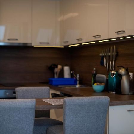 Zsuka Apartman Free Parking 페치 외부 사진