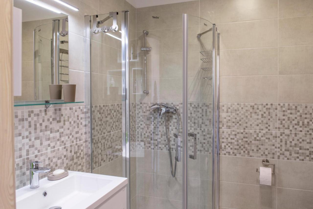 Zsuka Apartman Free Parking 페치 외부 사진